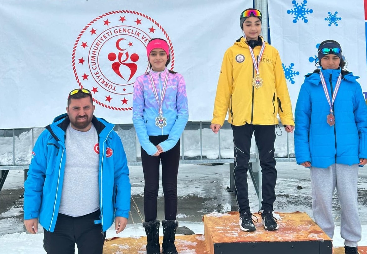 Hakkarili sporculardan büyük başarı

