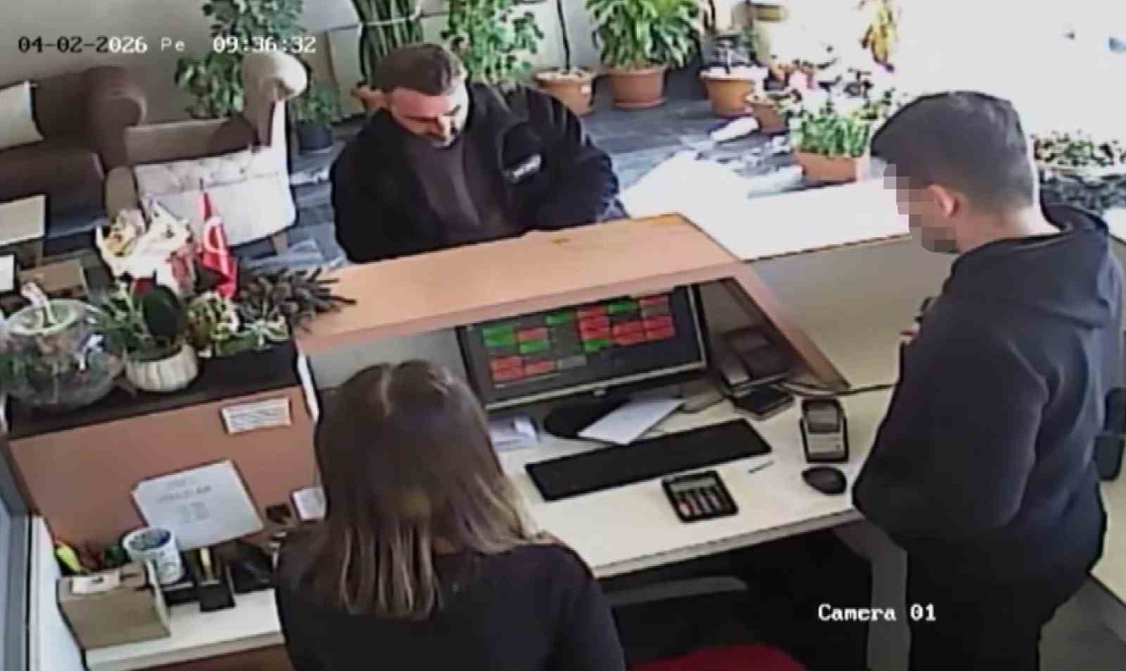 "Hakkımı alamadım" dedi, aldığı paralar ile birlikte Nevşehir’de yakalandı
