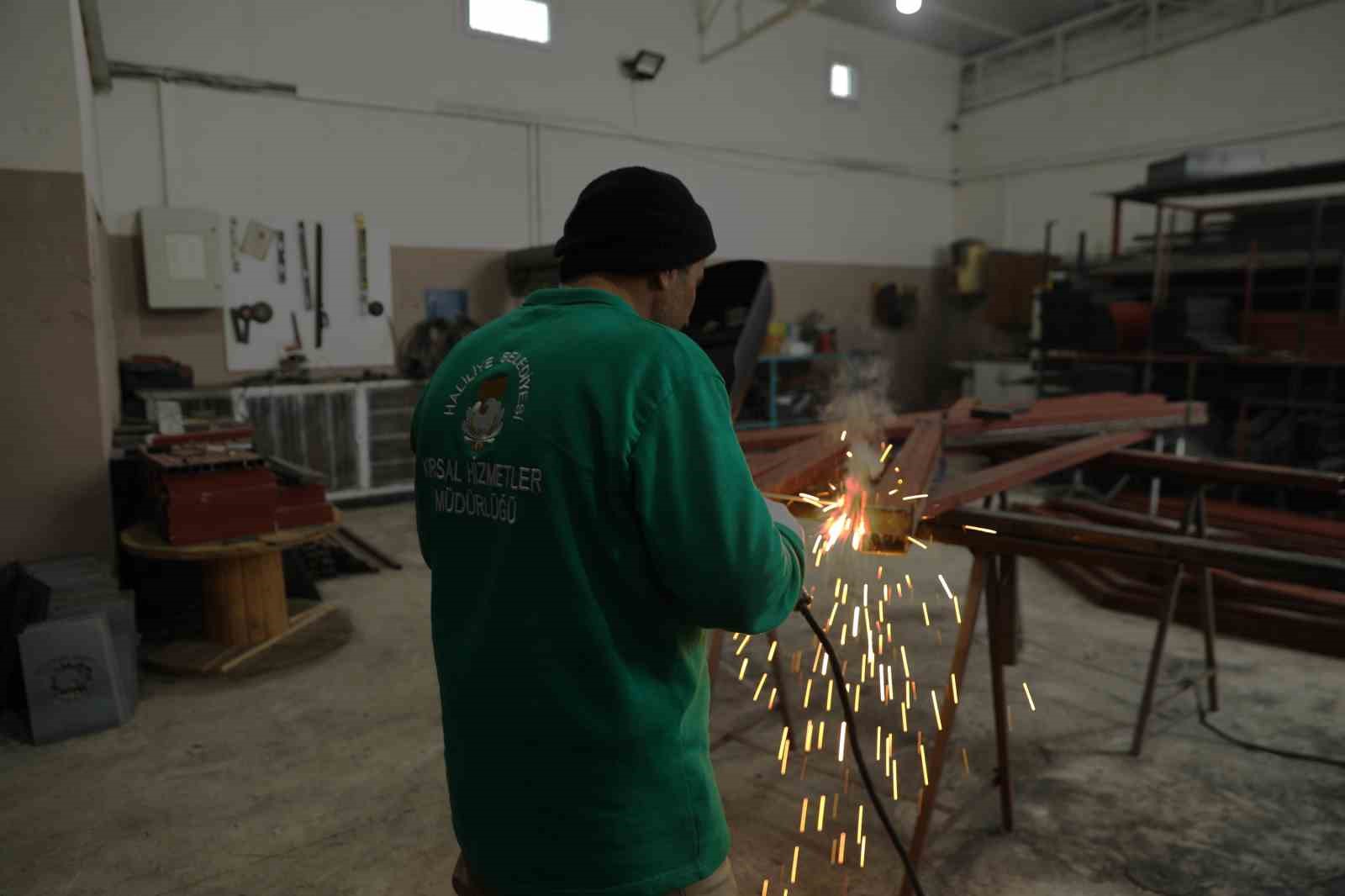 Haliliye’de yerli üretim dönemi sürüyor
Haliliye’de yerli üretim dönemi sürüyor