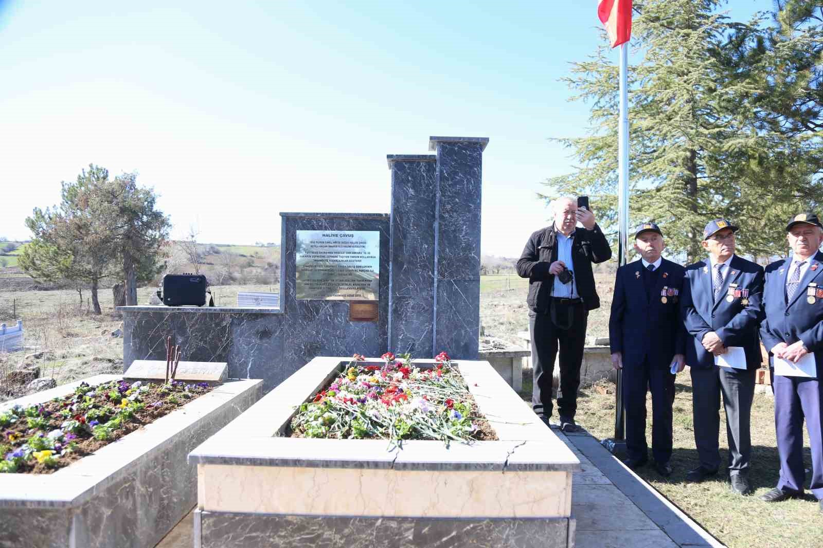 Halime Çavuş vefatının 50. yıl dönümünde dualarla anıldı
Halime Çavuş vefatının 50. yıl dönümünde dualarla anıldı