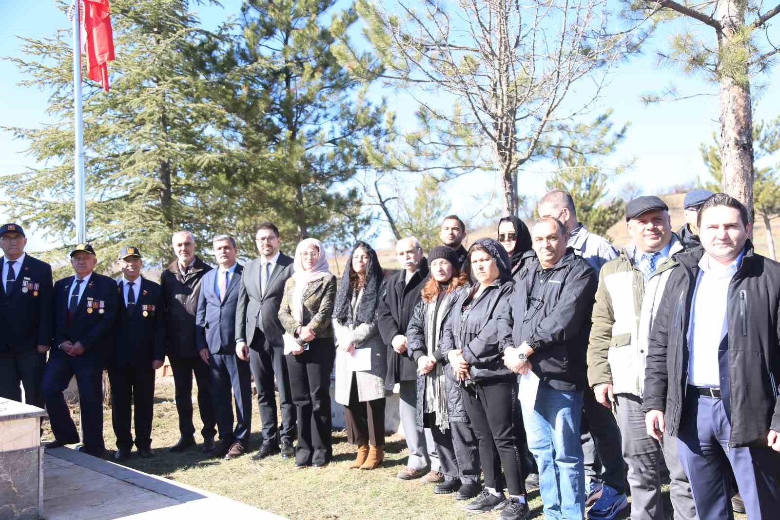 Halime Çavuş vefatının 50. yıl dönümünde dualarla anıldı
Halime Çavuş vefatının 50. yıl dönümünde dualarla anıldı