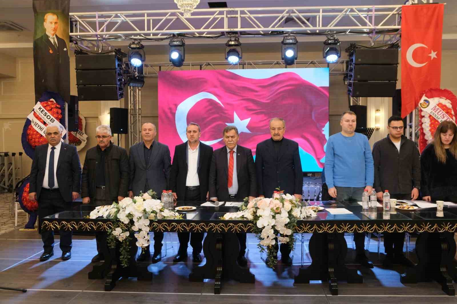 Halk Otobüsçüleri Odası’nda Hayrullah Şahin yeniden başkan seçildi
