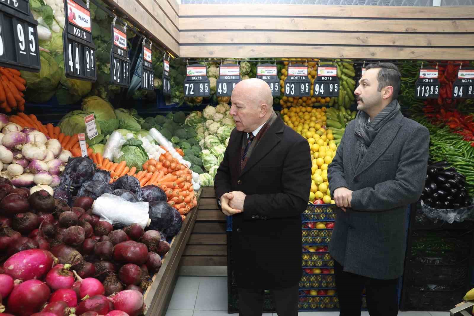 Halk Pazarı’nın 12’nci şubesi Aşkale’de açıldı
Halk Pazarı’nın 12’nci şubesi Aşkale’de açıldı