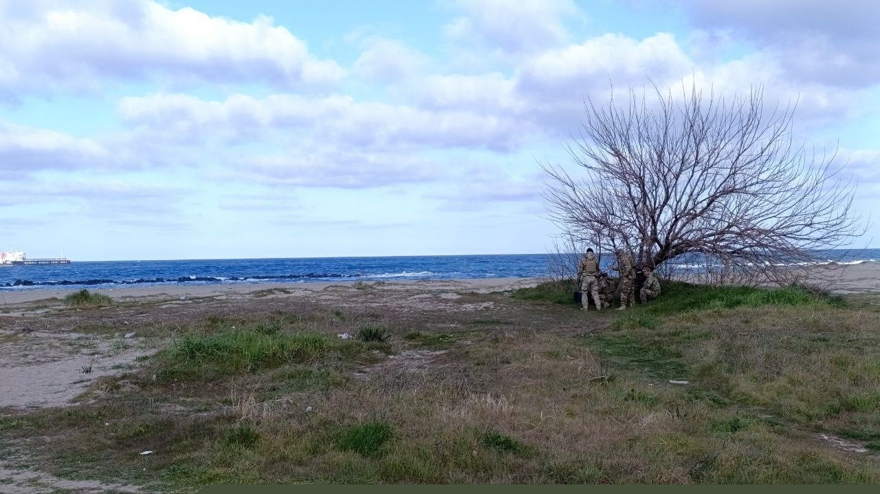 Halk plajındaki İHA, S.A.S. timleri tarafından imha edildi
