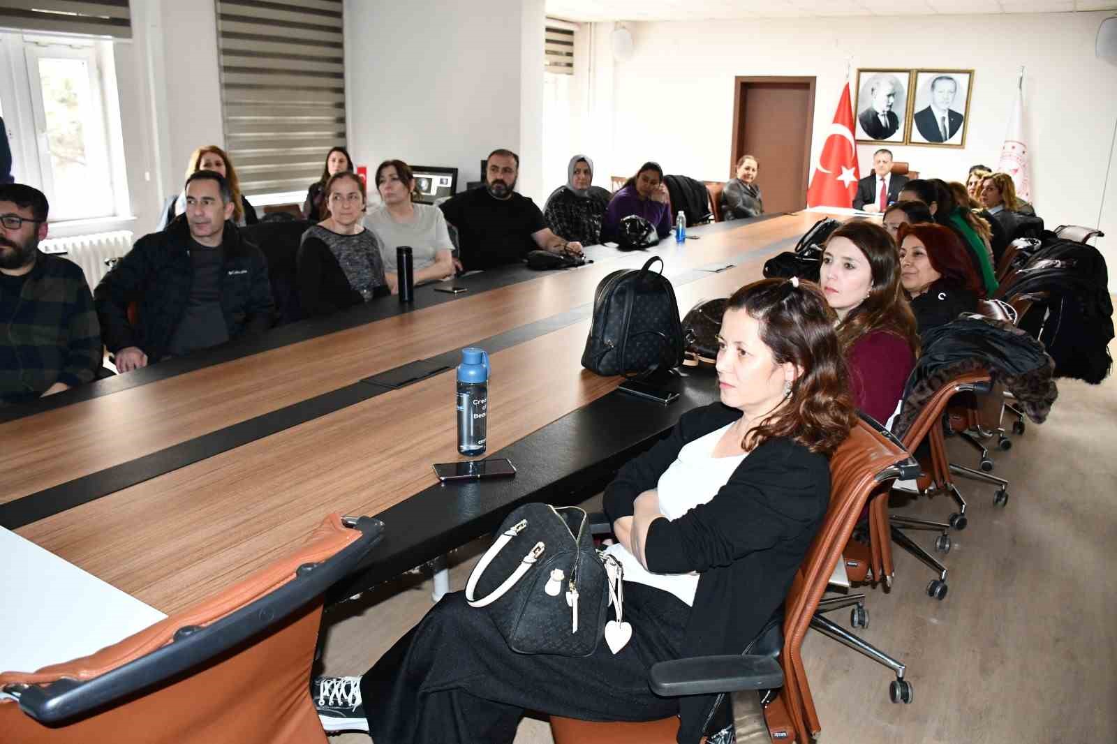 Halk sağlığı farkındalığının artırılması için çalışmalar sürüyor
