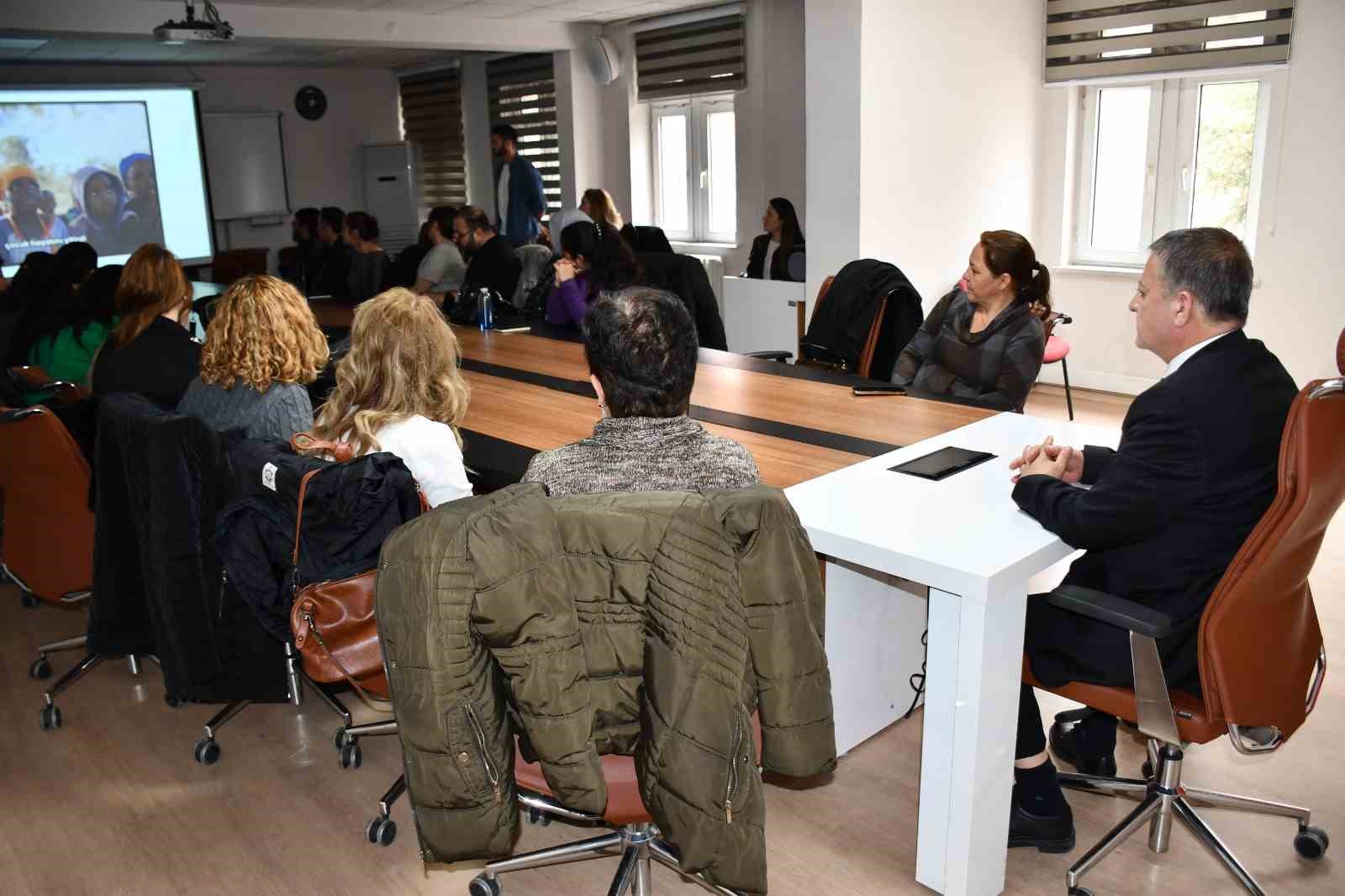 Halk sağlığı farkındalığının artırılması için çalışmalar sürüyor
