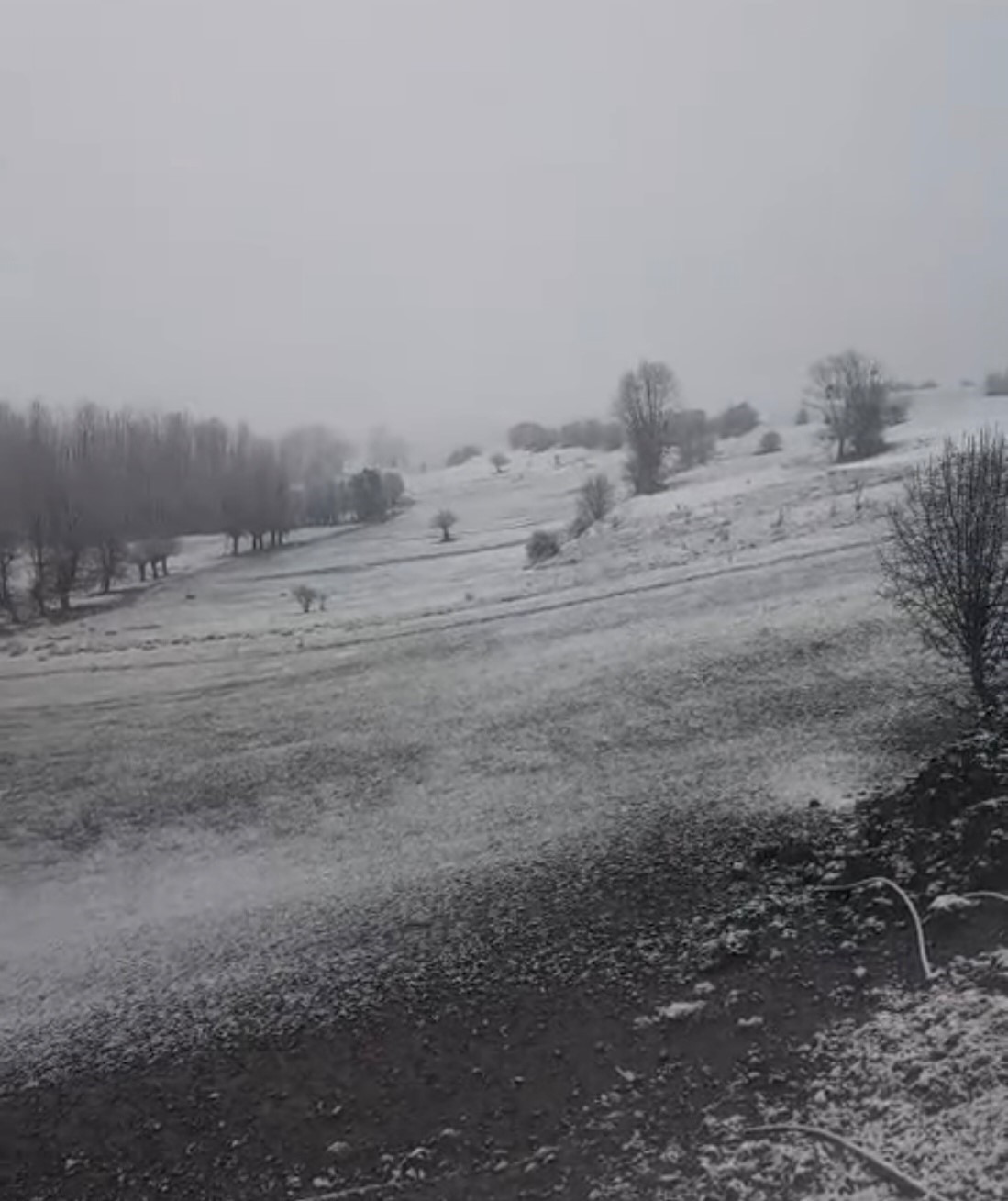 Halkapınar’da nisan ayında kar sürprizi
