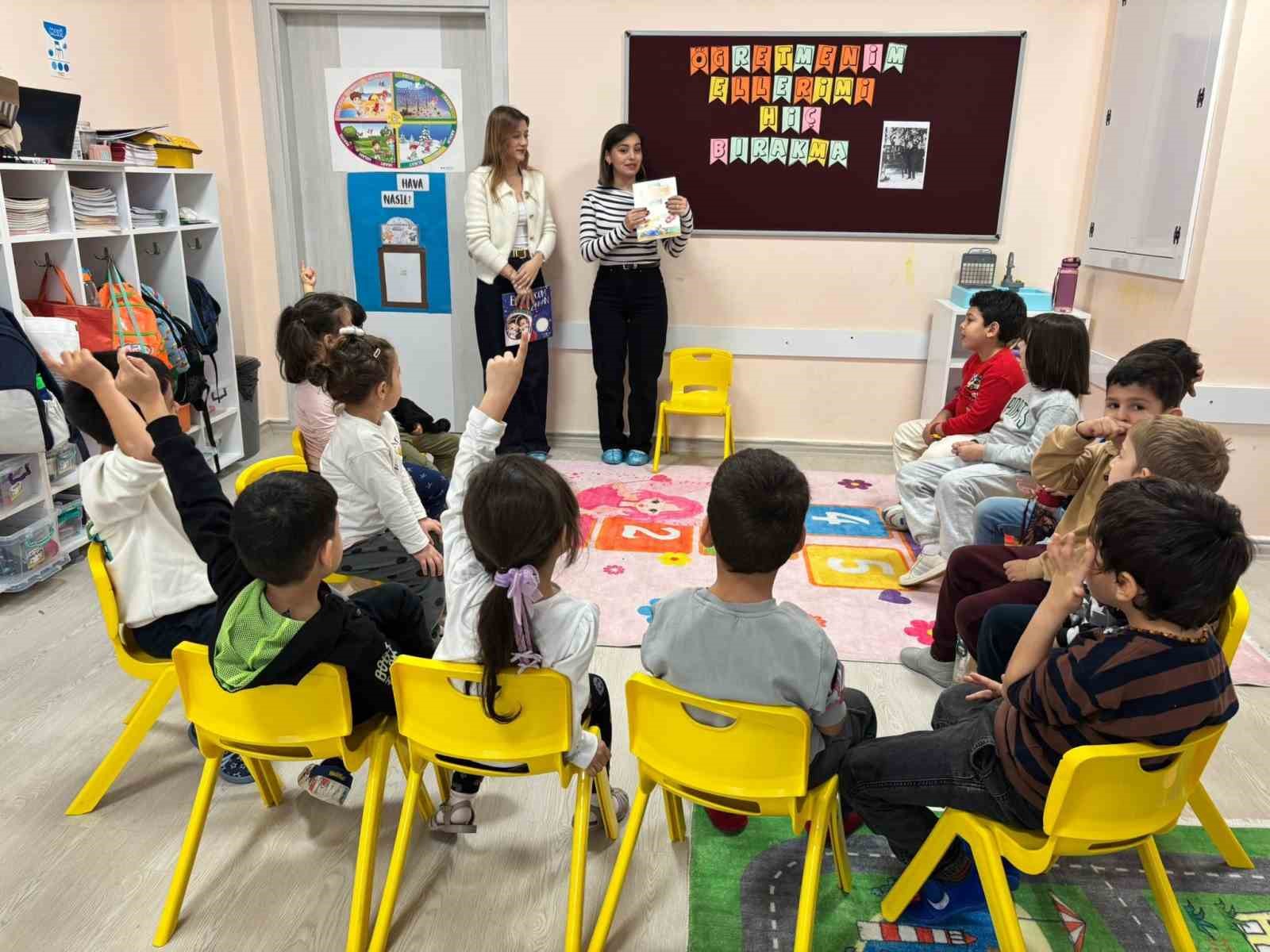 Halkla ilişkiler öğrencilerinden örnek başarı
