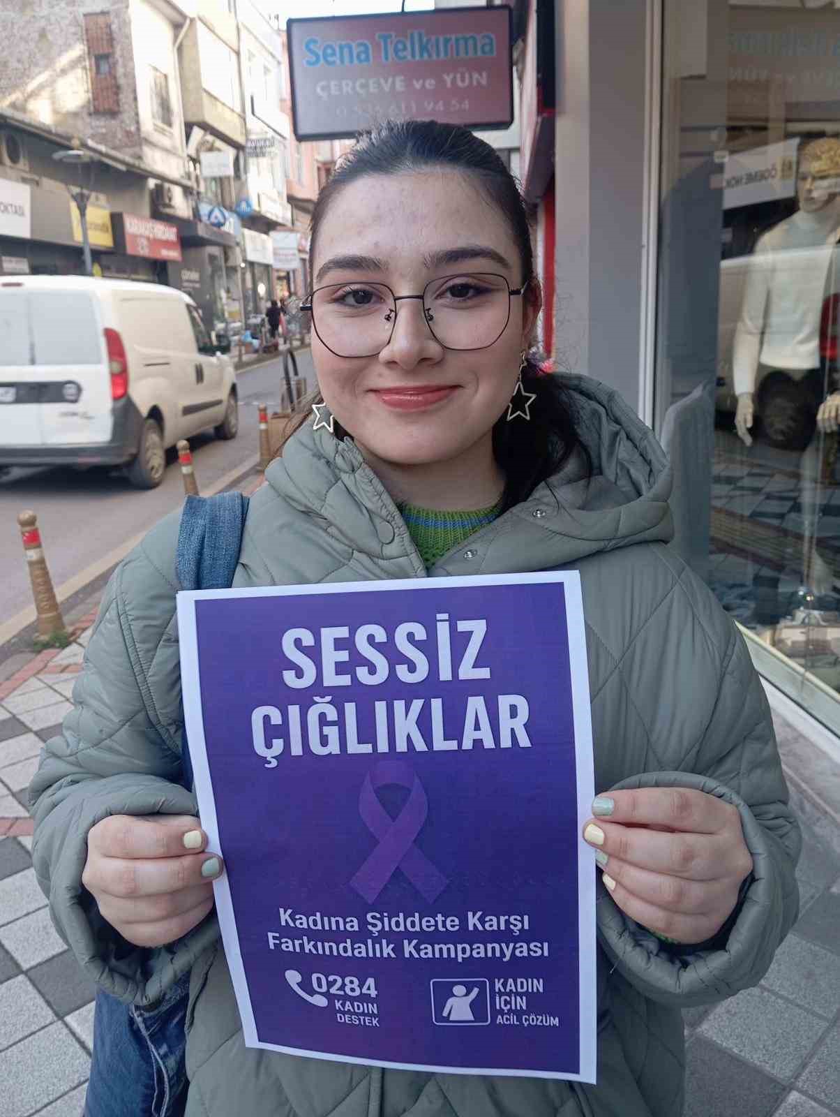 Halkla ilişkiler öğrencilerinden örnek başarı
