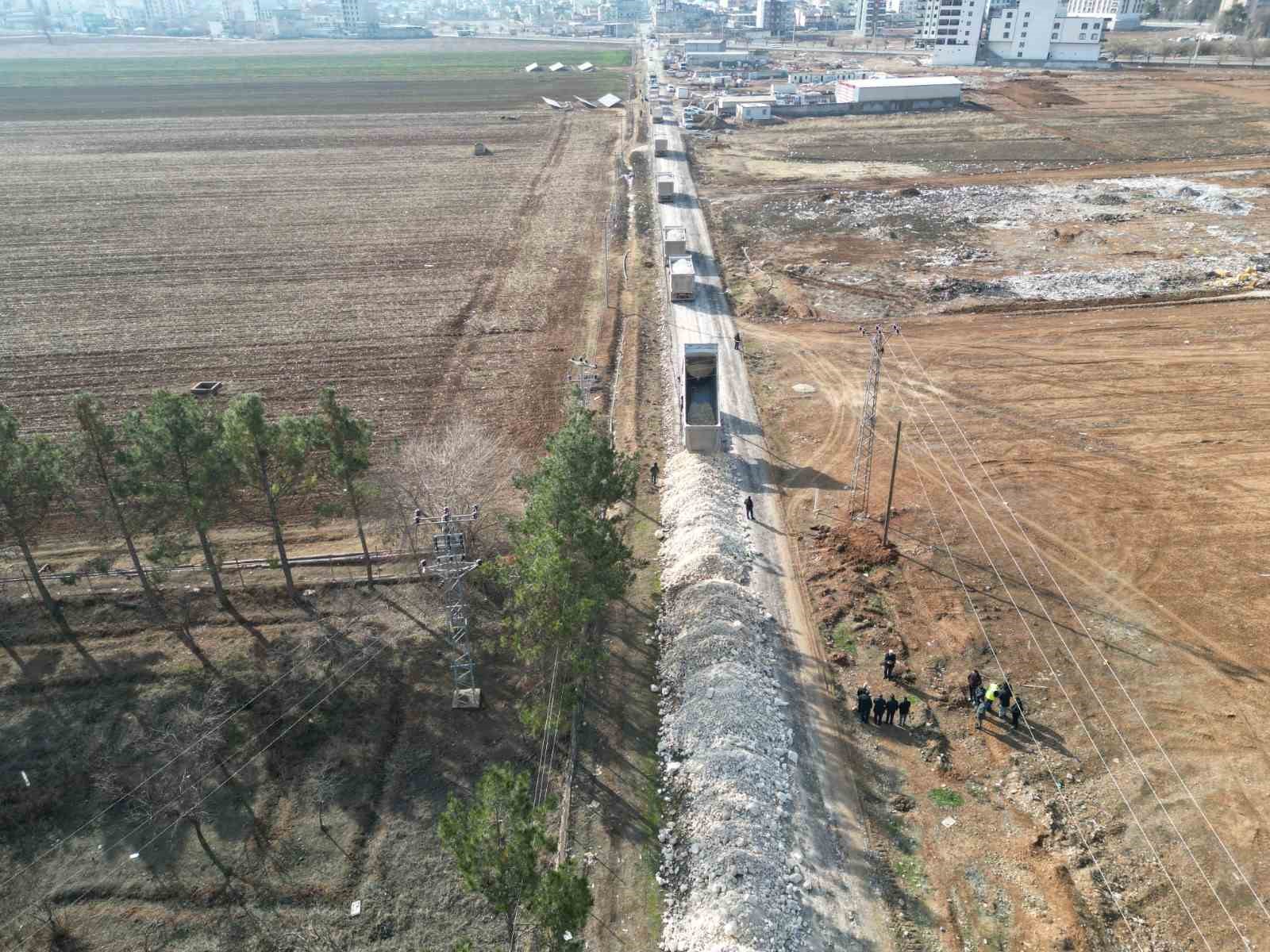 Harran Ovası’nda yol çilesi tarihe karışıyor
