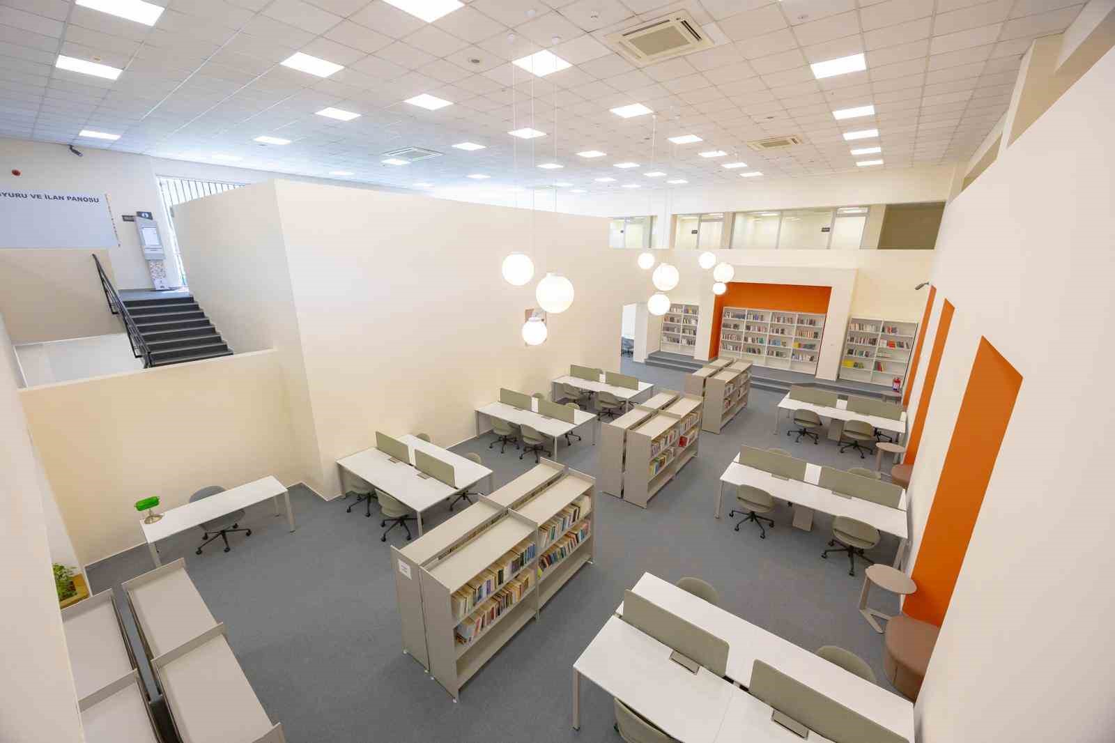 Hasan Ali Yücel Kütüphanesi hizmete girdi
