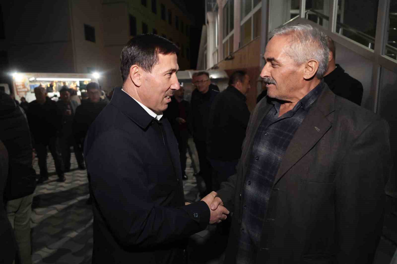 Hasan Kılca, Alzheımer yaşam merkezi sakinleri ve aileleri ile iftarda buluştu
