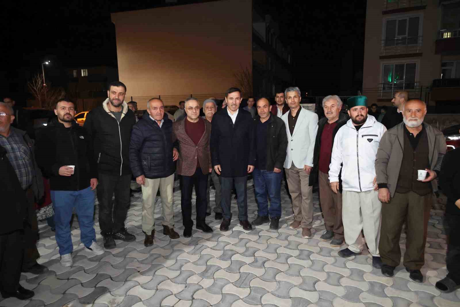 Hasan Kılca, Alzheımer yaşam merkezi sakinleri ve aileleri ile iftarda buluştu
