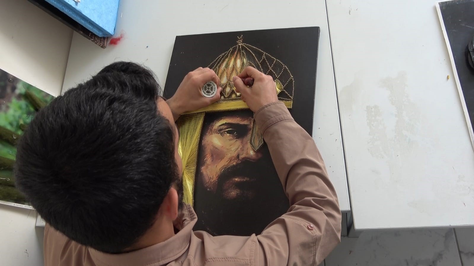 Hasköy’de gençler filografi sanatıyla hem hobi ediniyor hem meslek öğreniyor
