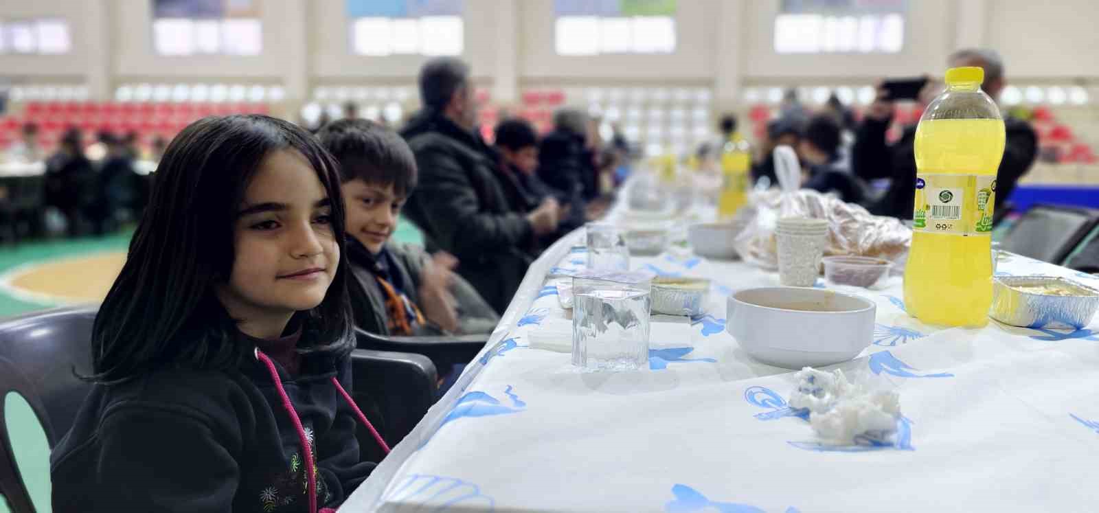 Hasköy’de gençler iftar programında buluştu
