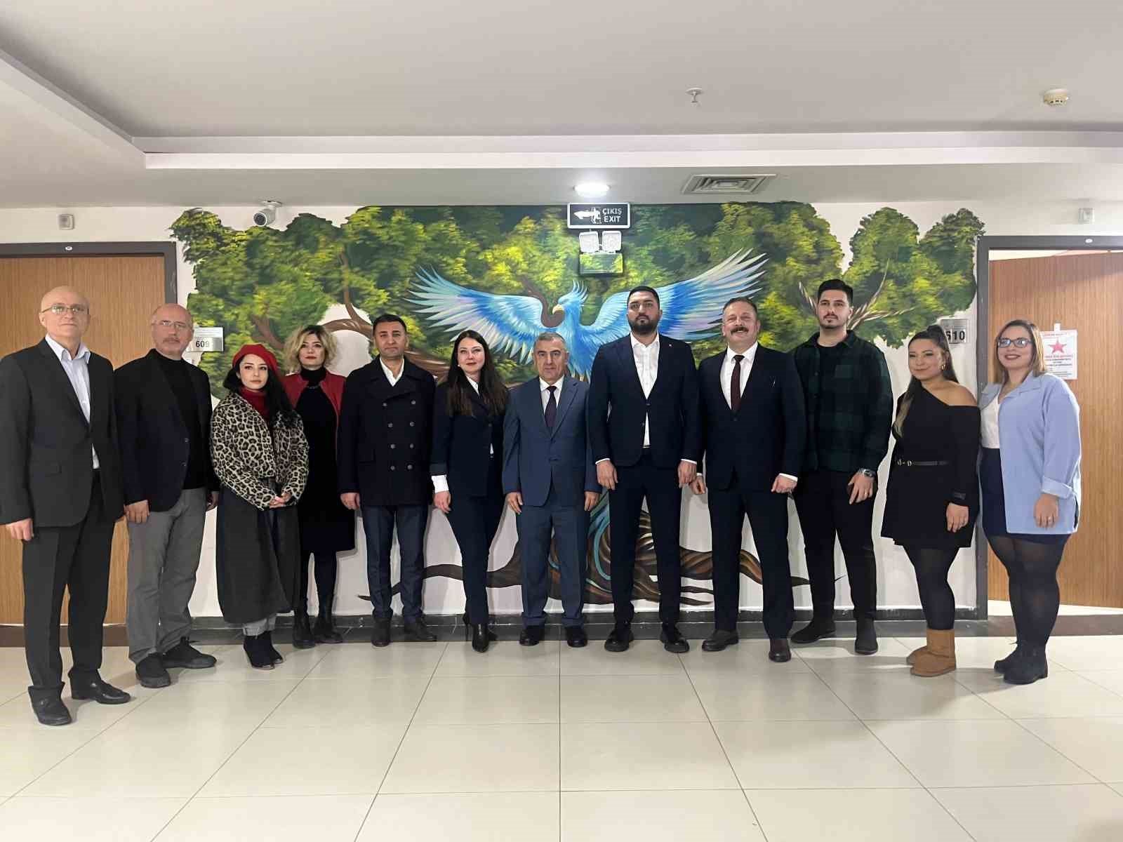 Hastane duvarları ‘İyileştiren Koridorlar’la hayat buldu
Hastane duvarları ‘İyileştiren Koridorlar’la hayat buldu