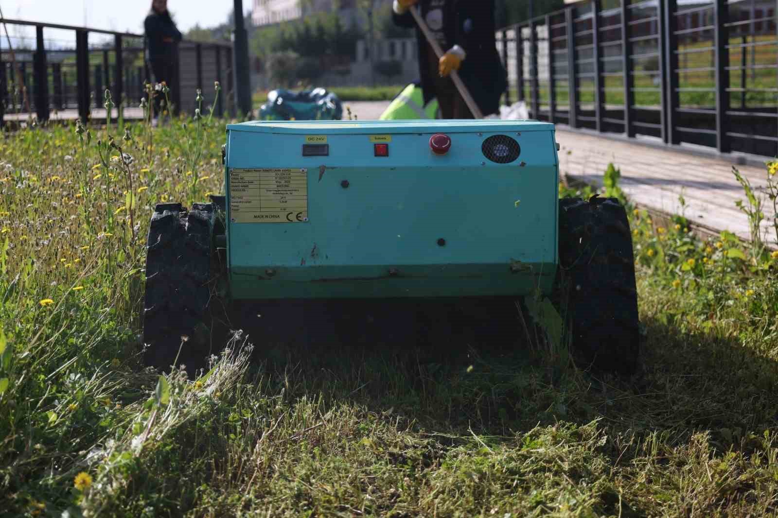 Hatay Büyükşehir Belediyesi’nden yeşil alanlara teknolojik dokunuş
