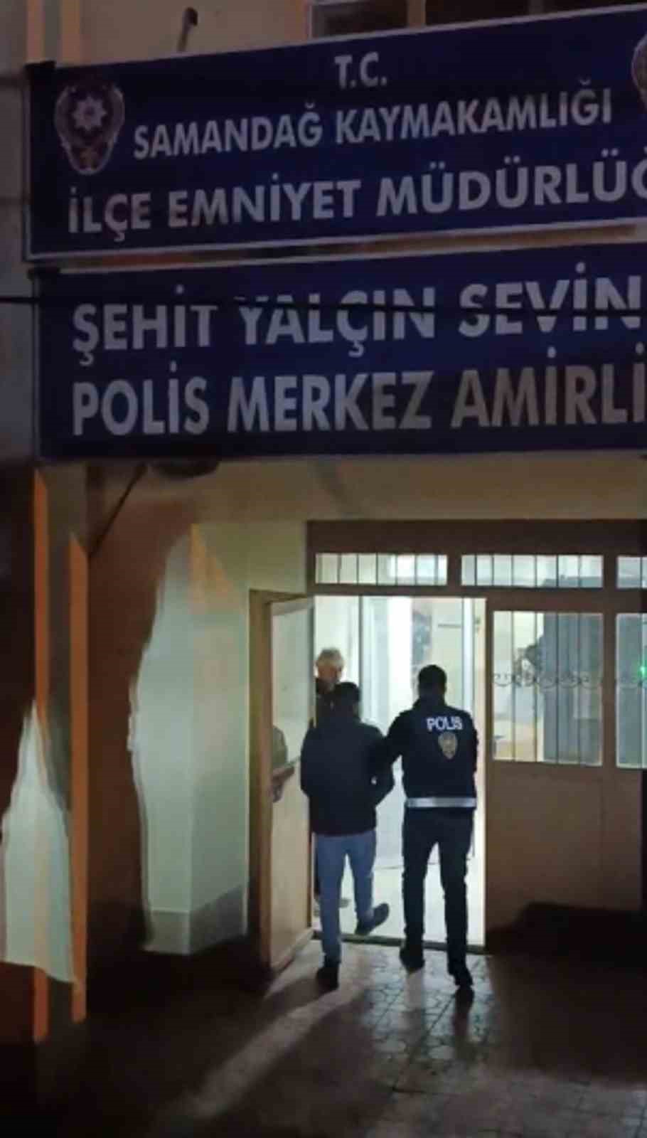 Hatay’da 30 yıl hapis cezası ile aranan şahıs yakalandı
