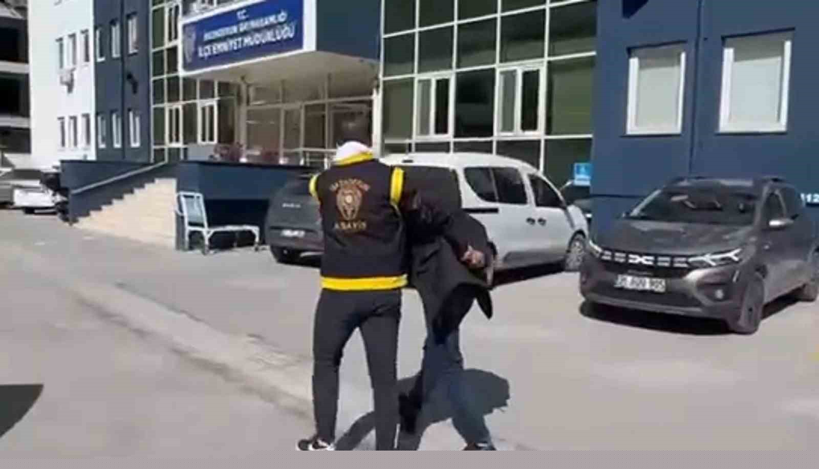 Hatay’da aranması olan 2 kişi tutuklandı
