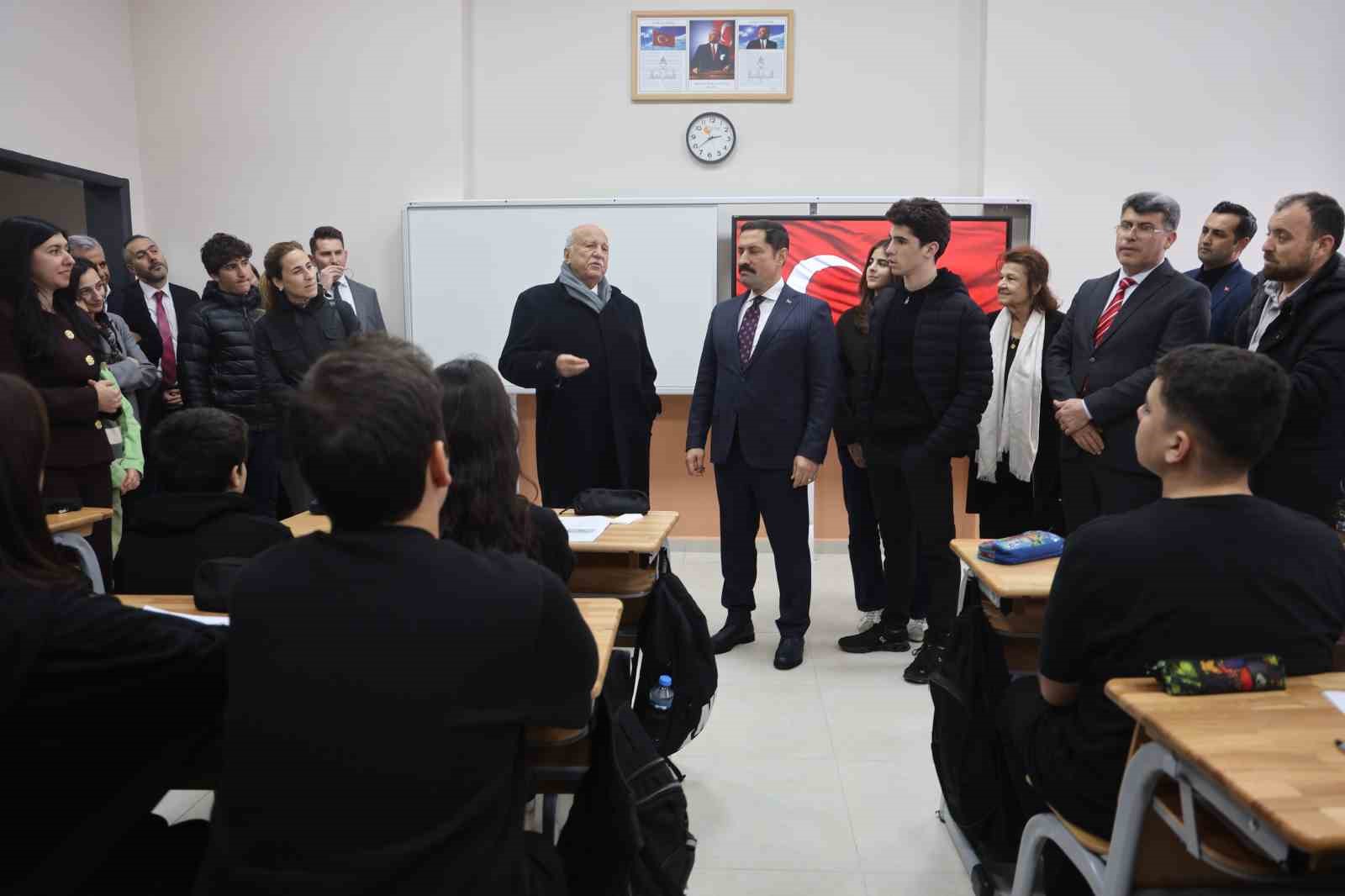 Hatay’da depremin ardından inşa edilen 225’inci okulun açılışı gerçekleştirildi
