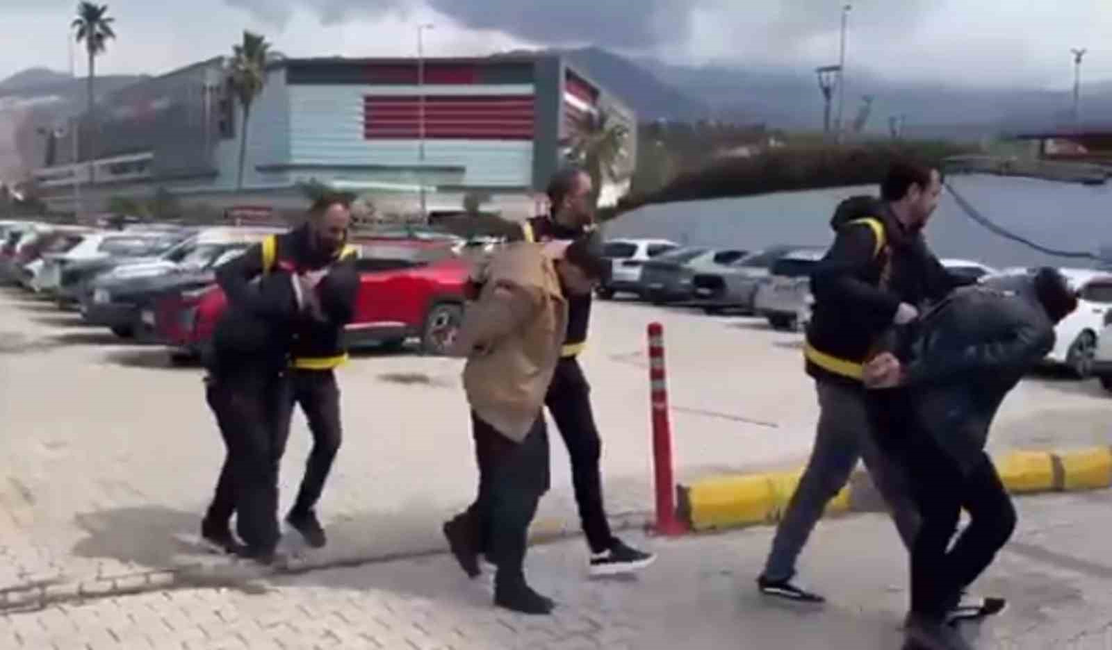Hatay’da hapis cezası ile aranan 5 kişi yakalandı
