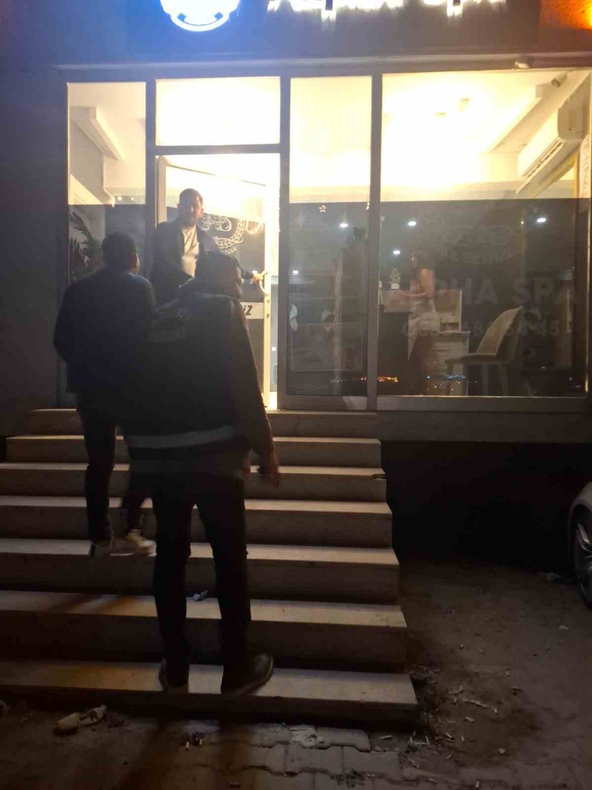 Hatay’da masaj ve spa salonlarına denetim: 4 iş yeri mühürlendi
