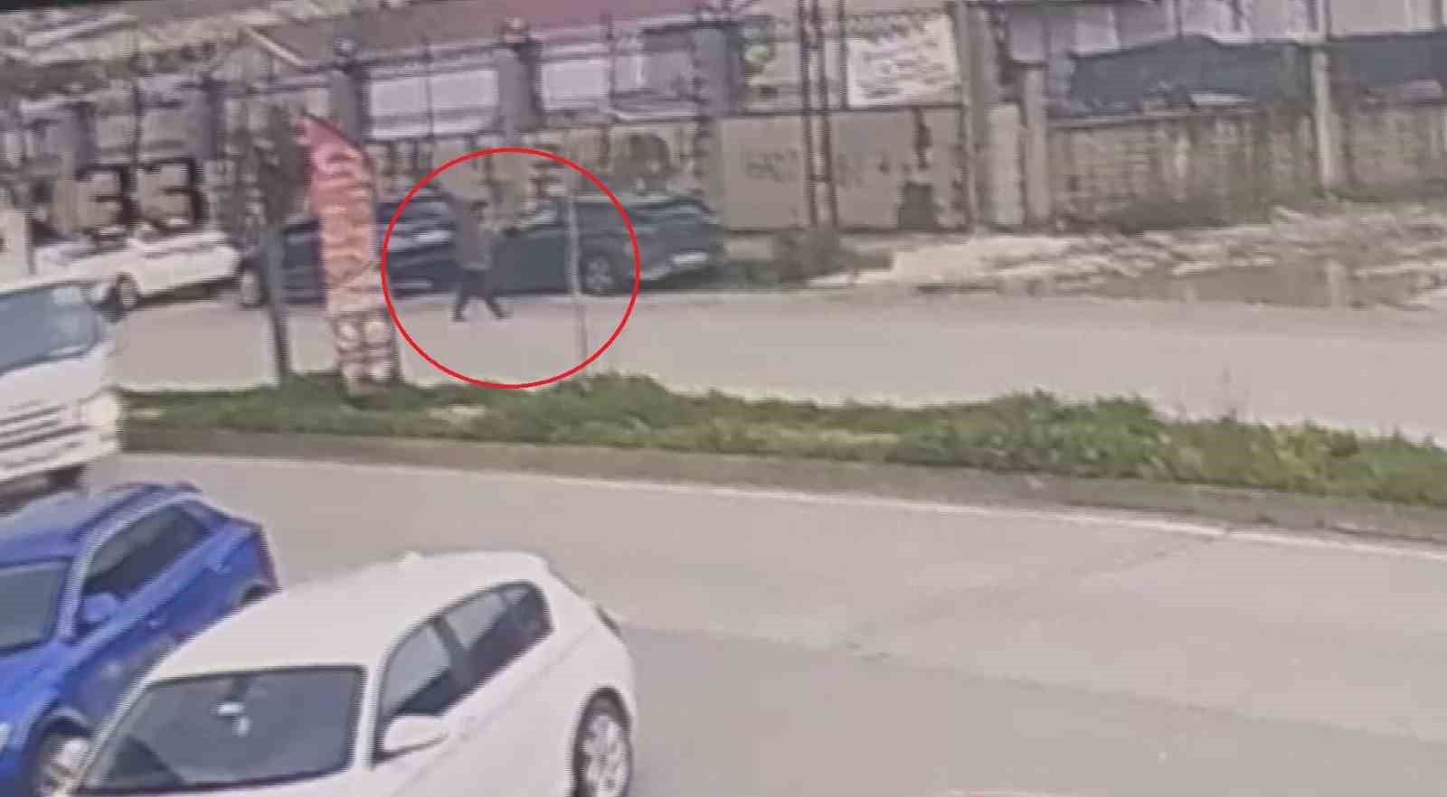 Hatay’da penceredeki sinekliği parçalayarak evden ayrılan psikolojik rahatsızlığı olan genç 5. günde aranıyor
