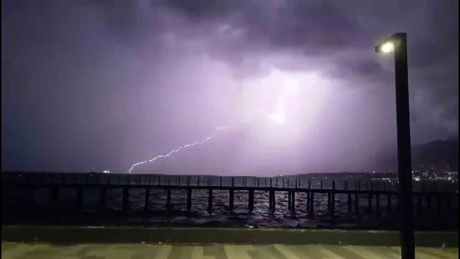 Hatay’da şiddetli yağış etkili oldu
