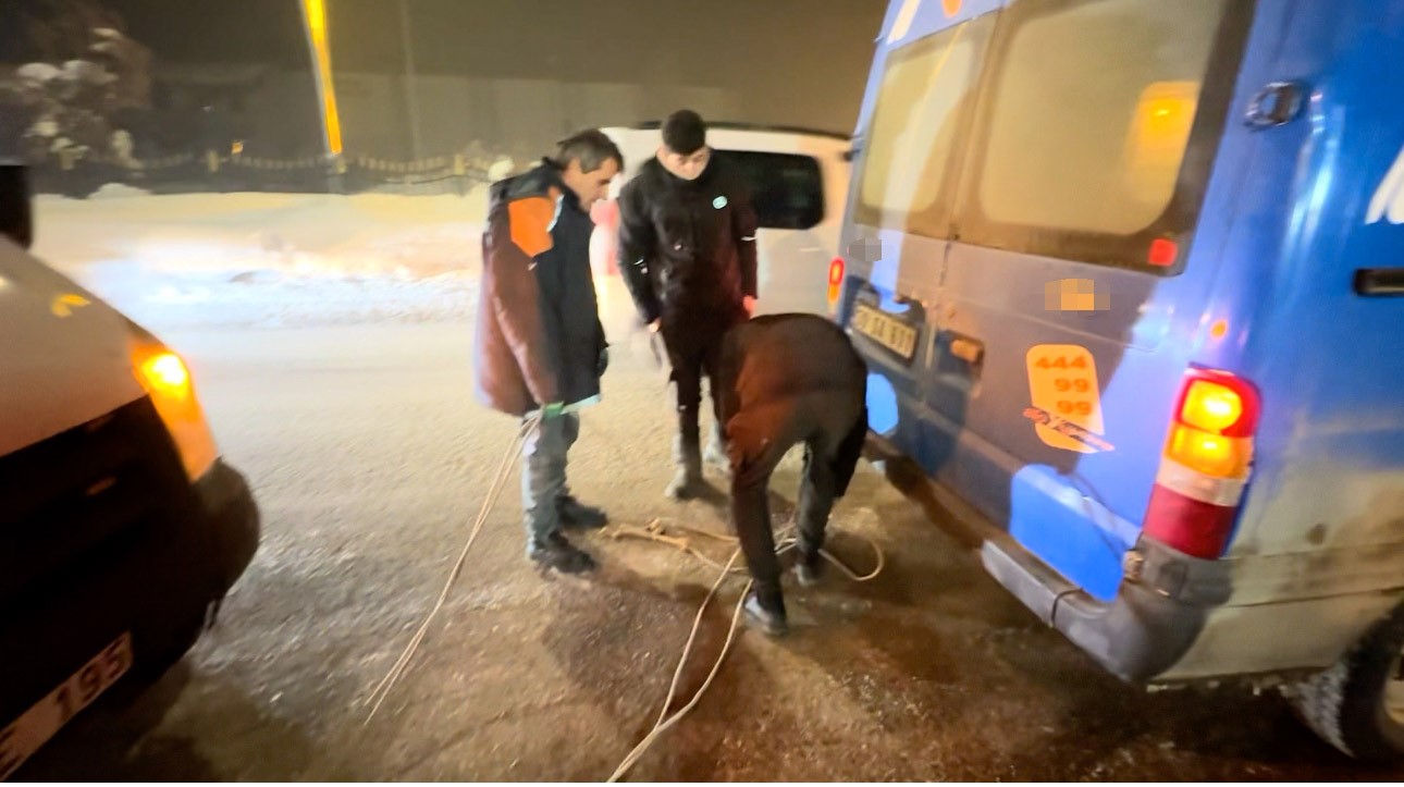 Hava sıcaklığı -25’lere düştü, araçlar arıza vermeye başladı
