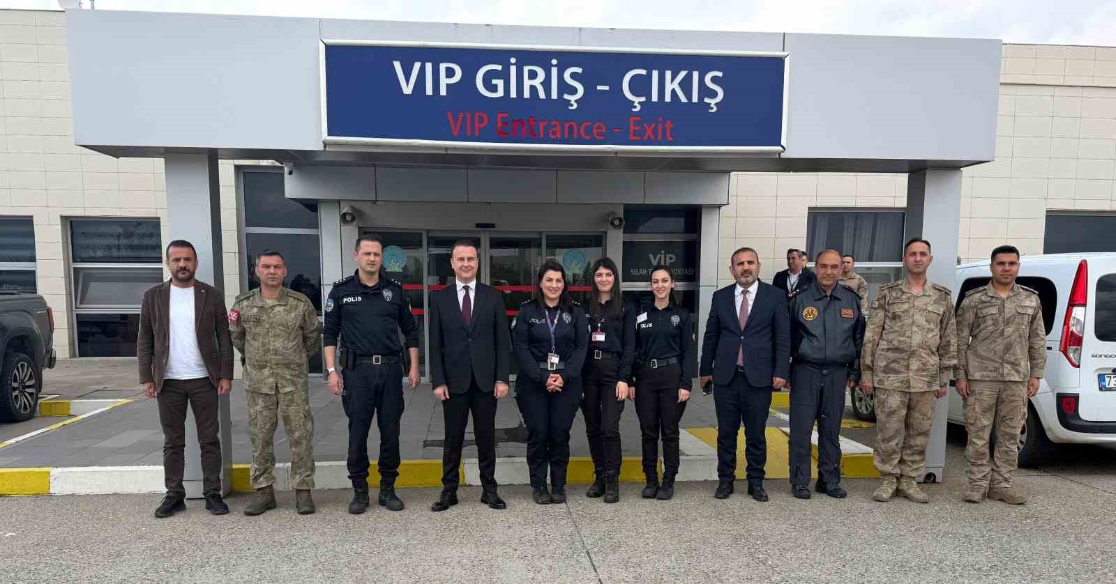 Havalimanında Polis Haftası kutlaması
