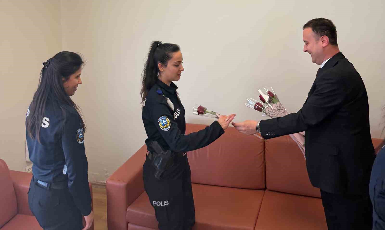 Havalimanında Polis Haftası kutlaması
