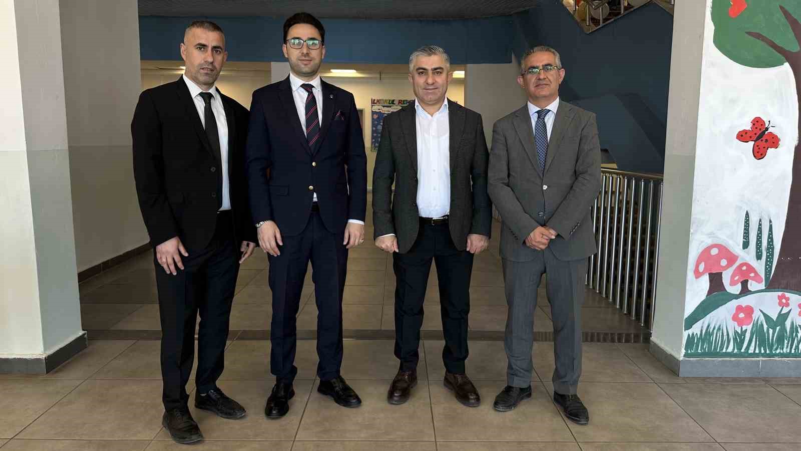 Hayatını kaybeden Gümrük Muhafaza Memurunun adı Yüksekova’da kütüphanede yaşayacak
