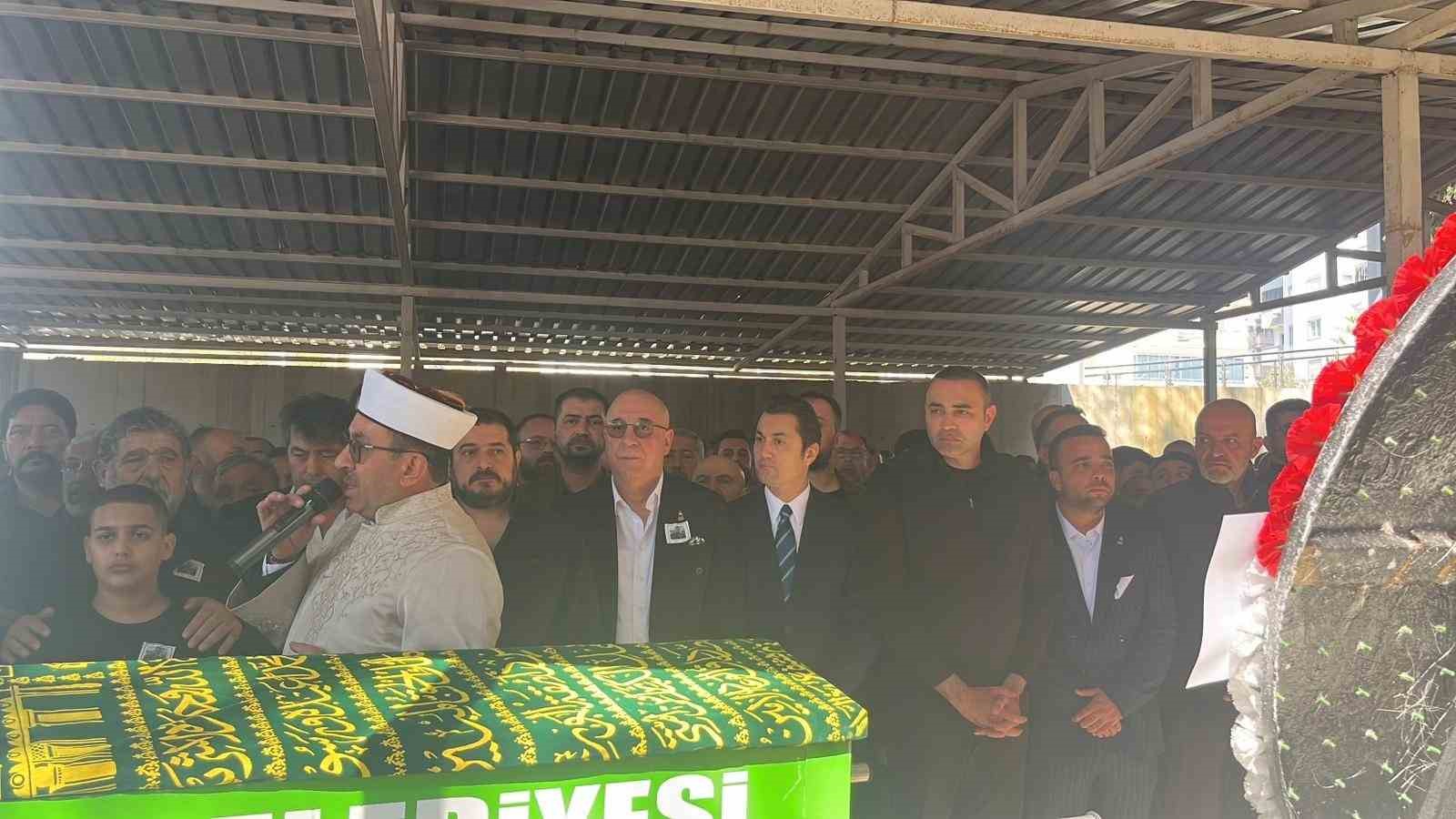 Hayatını kaybeden Zafer Partisi Alanya İlçe Başkanı son yolculuğuna uğurlandı
