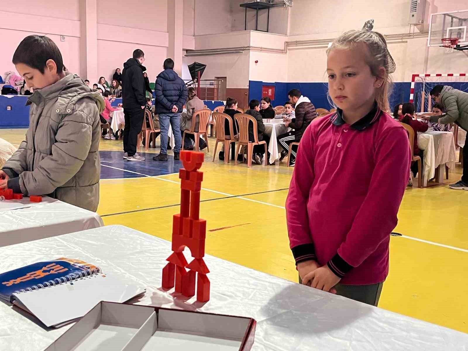 Hayrabolu’da akıl ve zeka oyunları turnuvası düzenlendi
