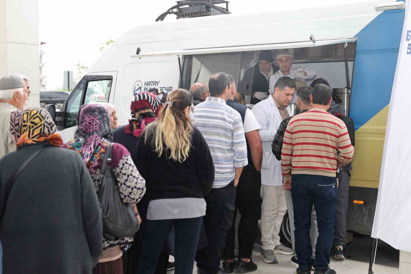 HBB’nin çorba ikramı ile yürekler ısınıyor
