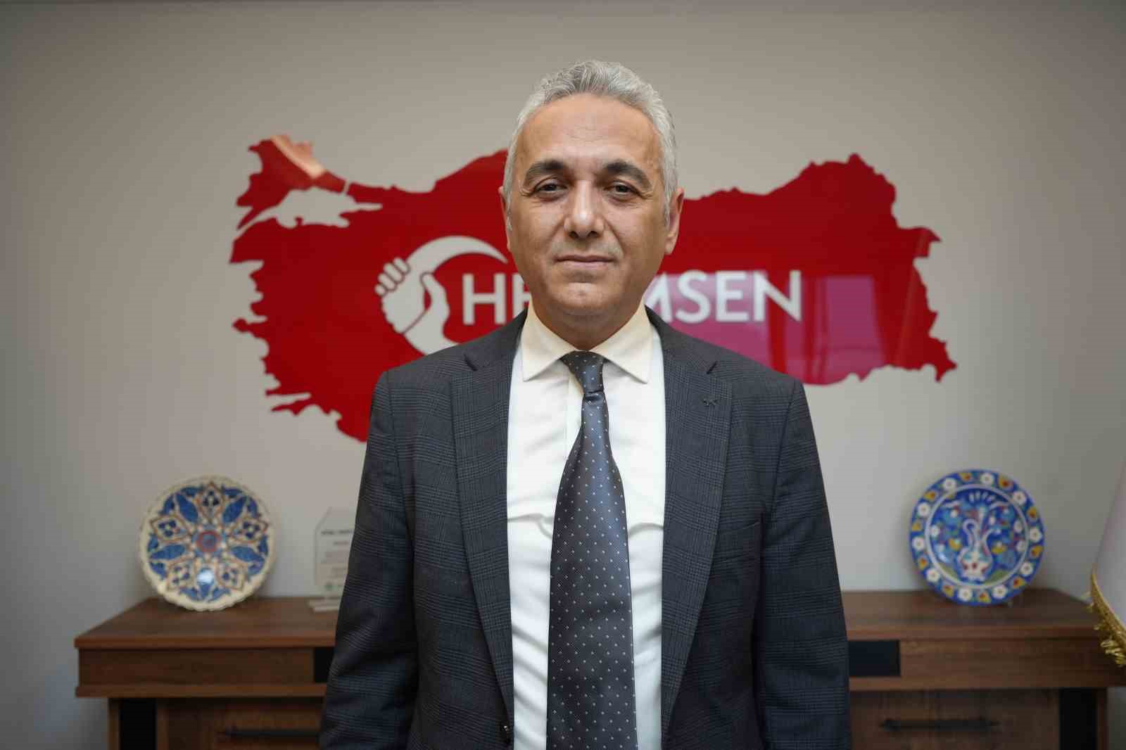 HEKİMSEN Genel Başkanı Kurban: "Mesele sadece saç örmek değil, bu eylemin bir terör örgütü militanının ölümü sonrası başlatılan siyasi bir akıma destek mahiyetine bürünmesidir"
HEKİMSEN Genel Başkanı Kurban: "Mesele sadece saç örmek değil, bu eylemin bir terör örgütü militanının ölümü sonrası başlatılan siyasi bir akıma destek mahiyetine bürünmesidir"