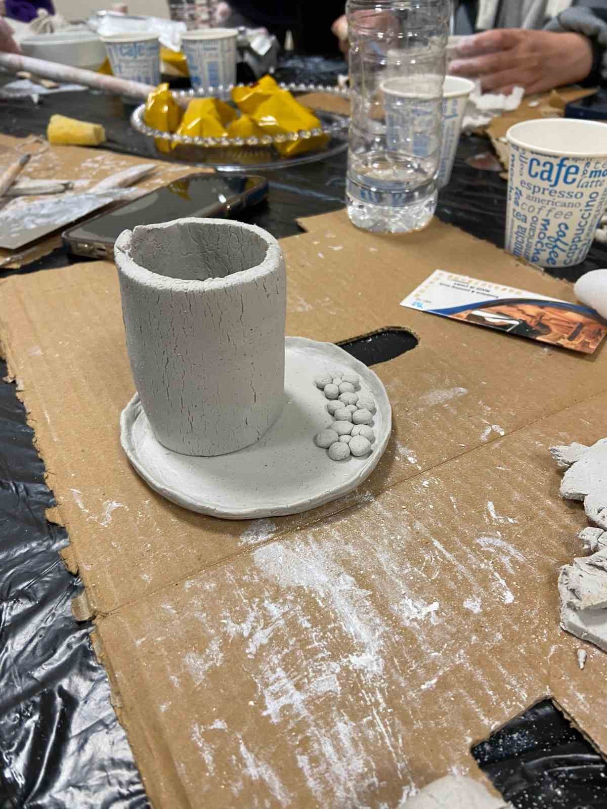 Hem konaklıyorlar hem açılan kurslarla kendilerini geliştiriyorlar
