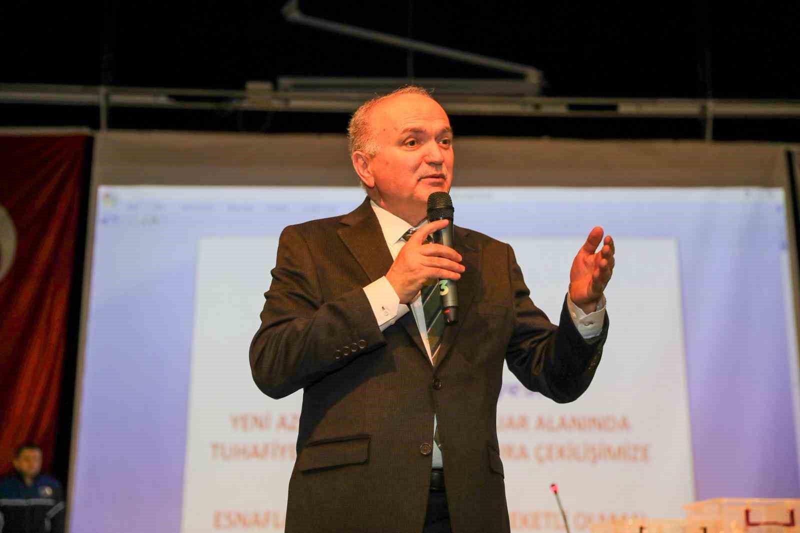 Hem pazaryeri hem fuar alanı
