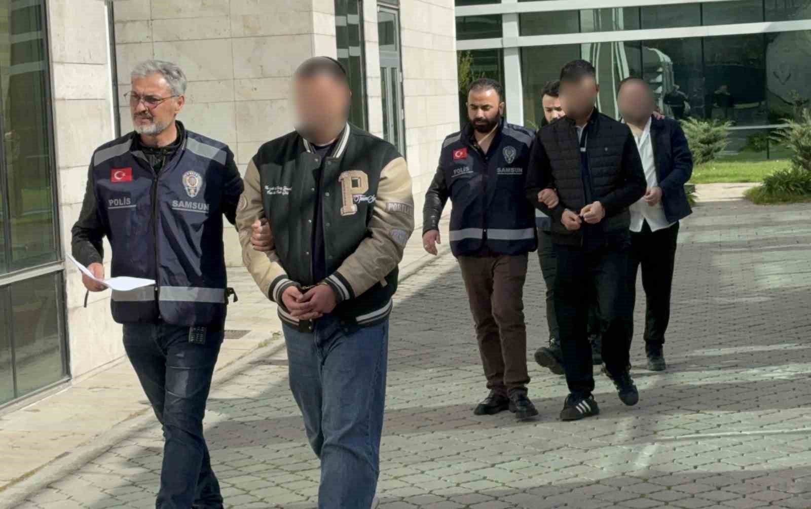 "Hesap fazla geldi" diye barı kurşunladılar, gündüz özür dileyip polise teslim oldular
