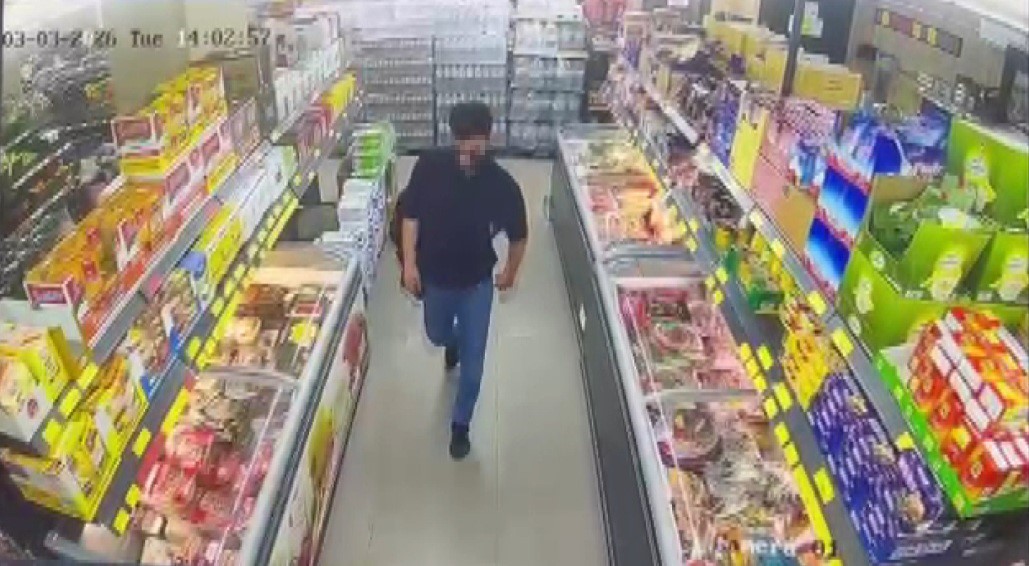 Hırsızlık yapmaması için uğraşan kız arkadaşını da kandırıp ne varsa çaldı
