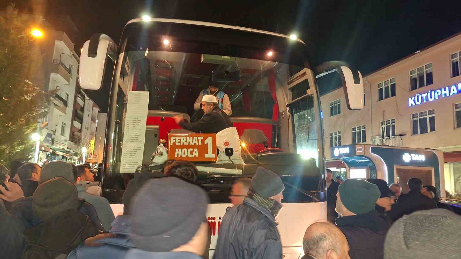 Hisarcık ve Emet’ten yeni yılın ilk umre kafilesi dualarla uğurlandı
