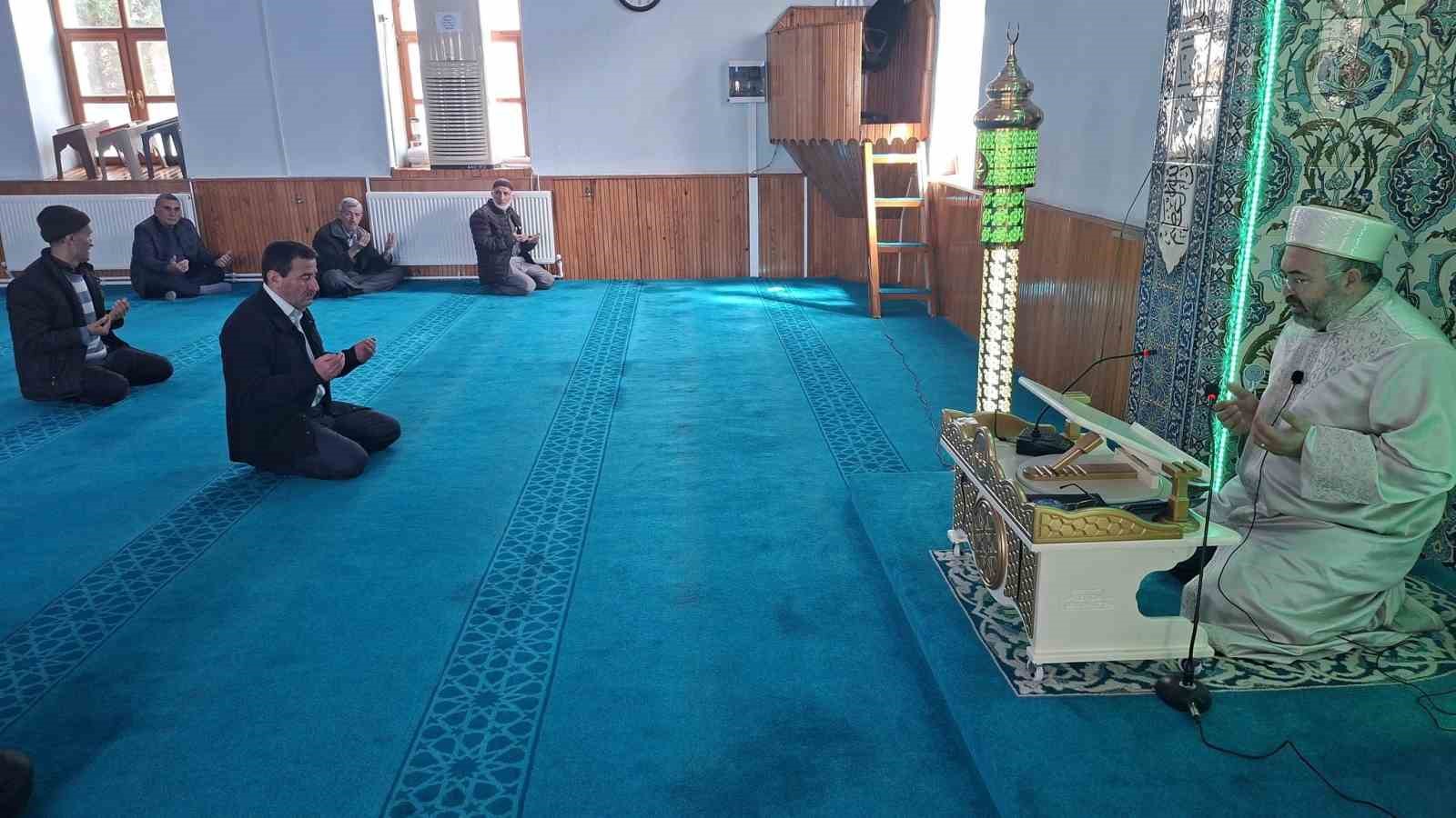 Hisarcık’ta 18 Mart Çanakkale Şehitleri için mevlit okutuldu
