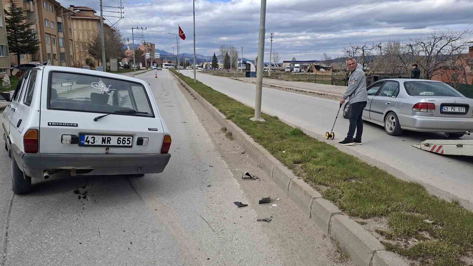 Hisarcık’ta iki otomobil çarpıştı: 2 yaralı
