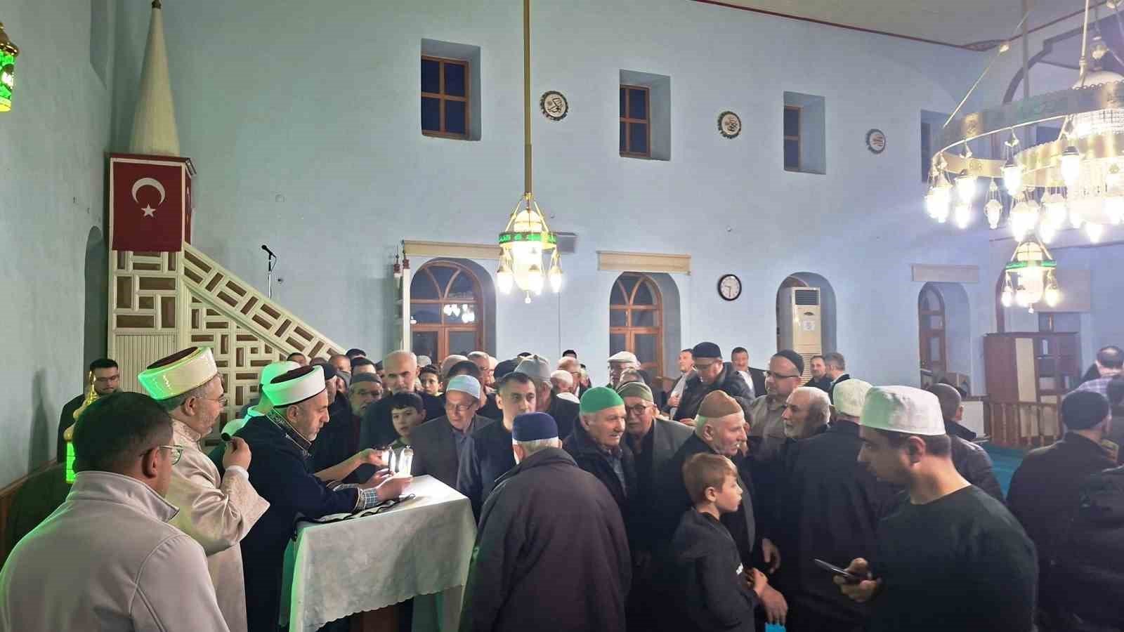 Hisarcık’ta sakal-ı şerif ziyareti
