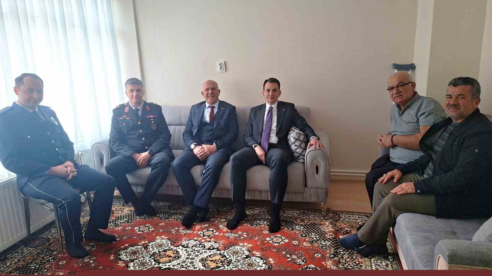 Hisarcık’ta şehit ailesi ve gazilere bayram ziyareti
