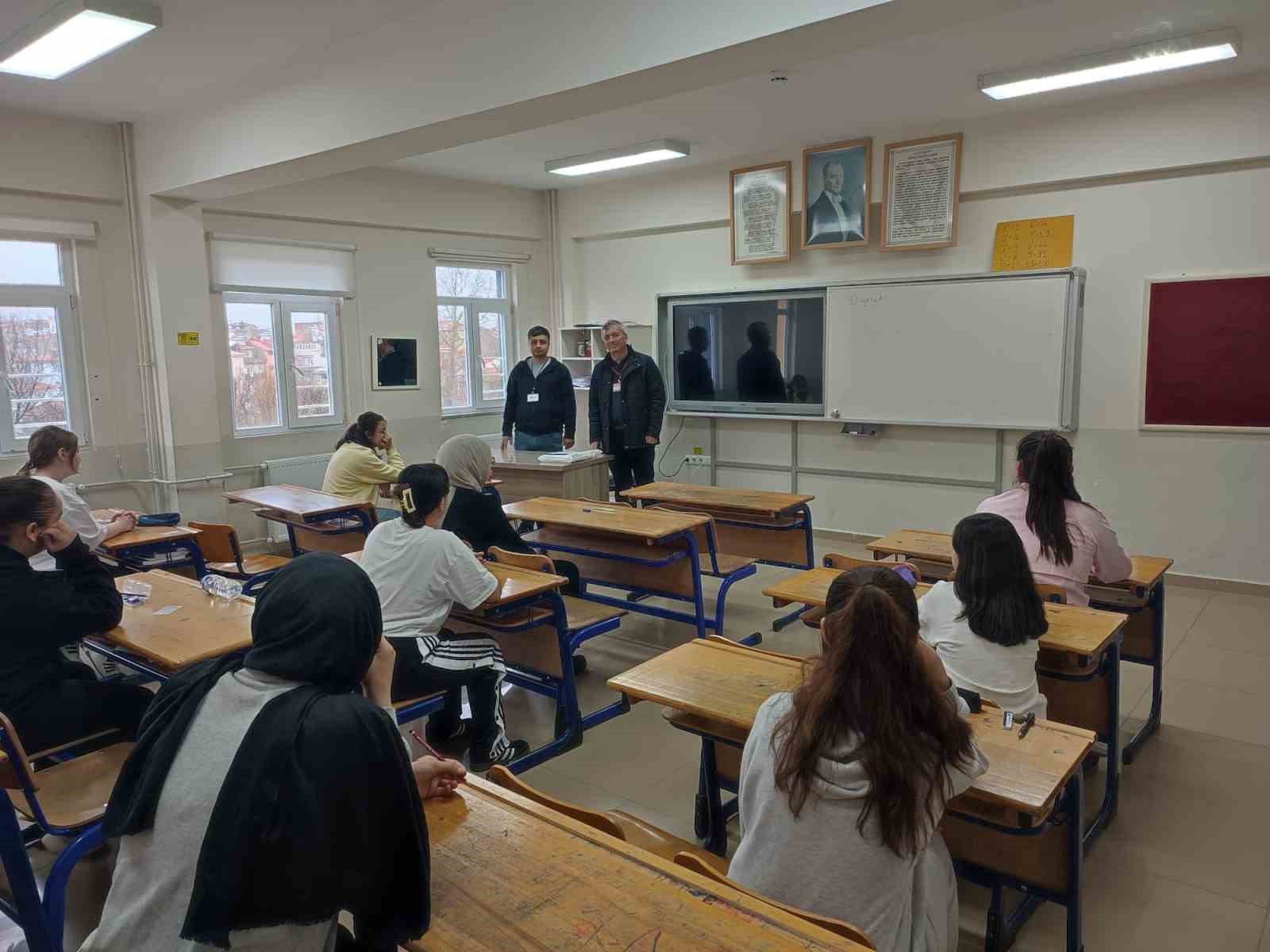 Hisarcık’ta Siyer-i Nebi bilgi yarışması
