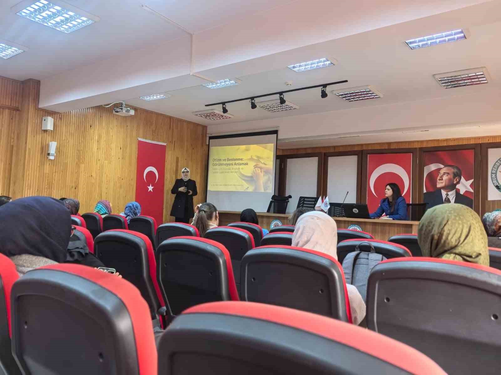 Hitit Üniversitesi Bilim Kafe’de otizm ve beslenme konuşuldu
Hitit Üniversitesi Bilim Kafe’de otizm ve beslenme konuşuldu