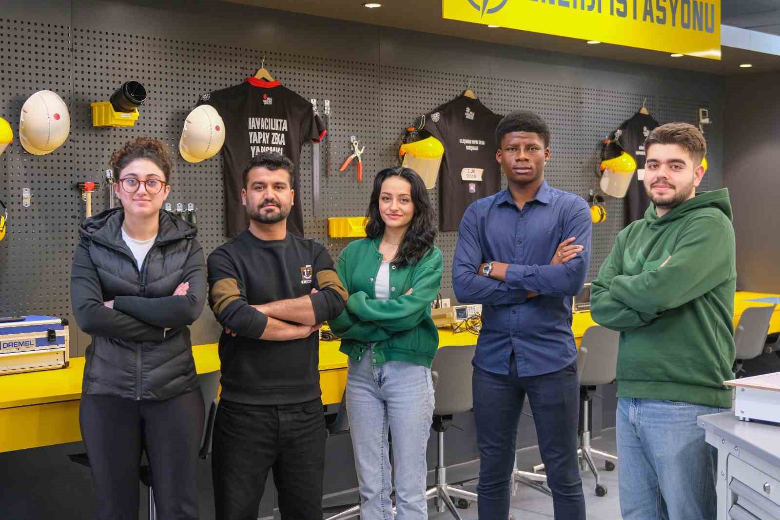 Hitit Üniversitesi Milli Teknoloji Atölyesi kapılarını öğrencilere açtı
