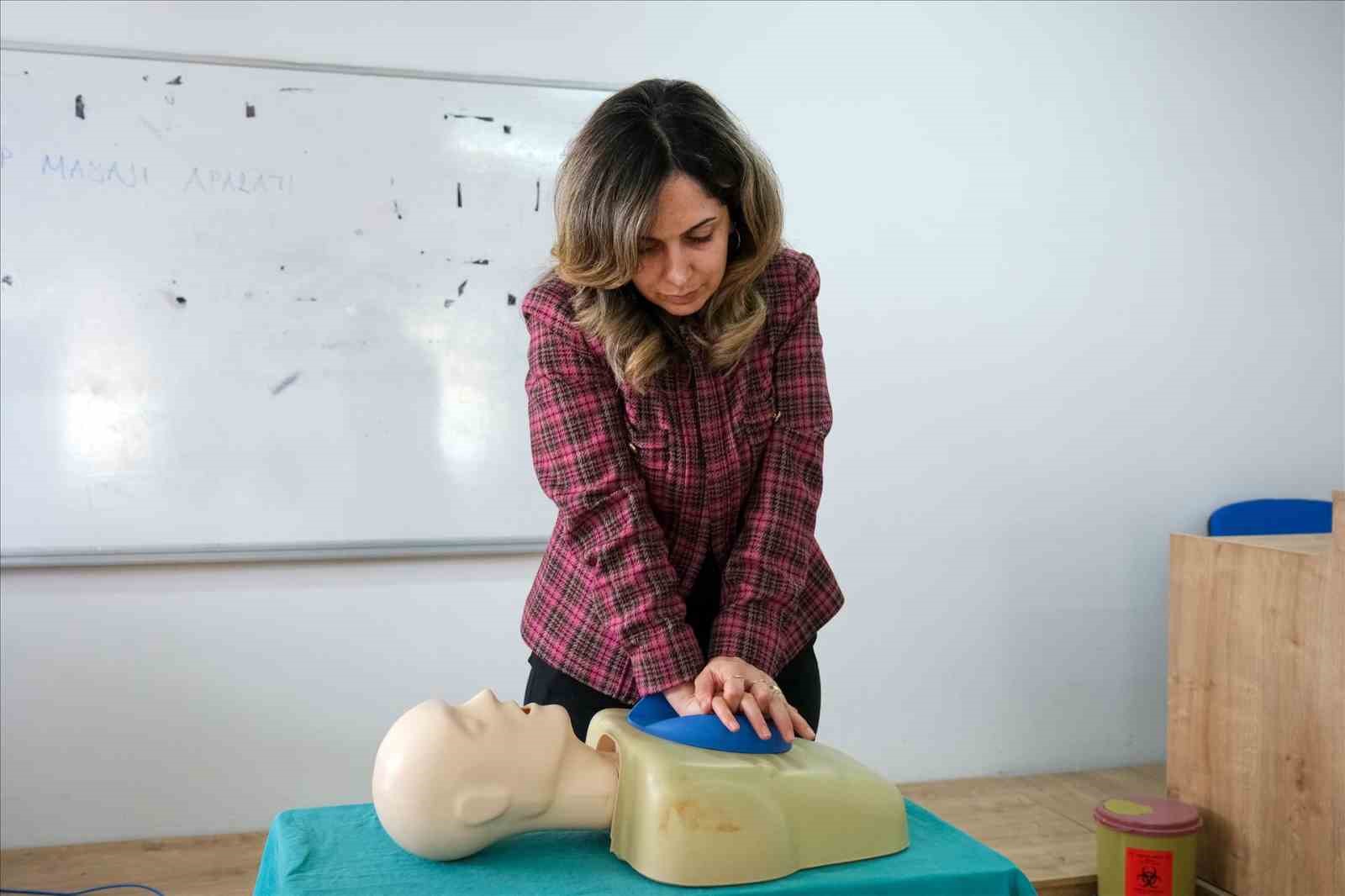 Hitit Üniversitesi’nde geliştirilen "kalp masajı aparatı" patent aldı
