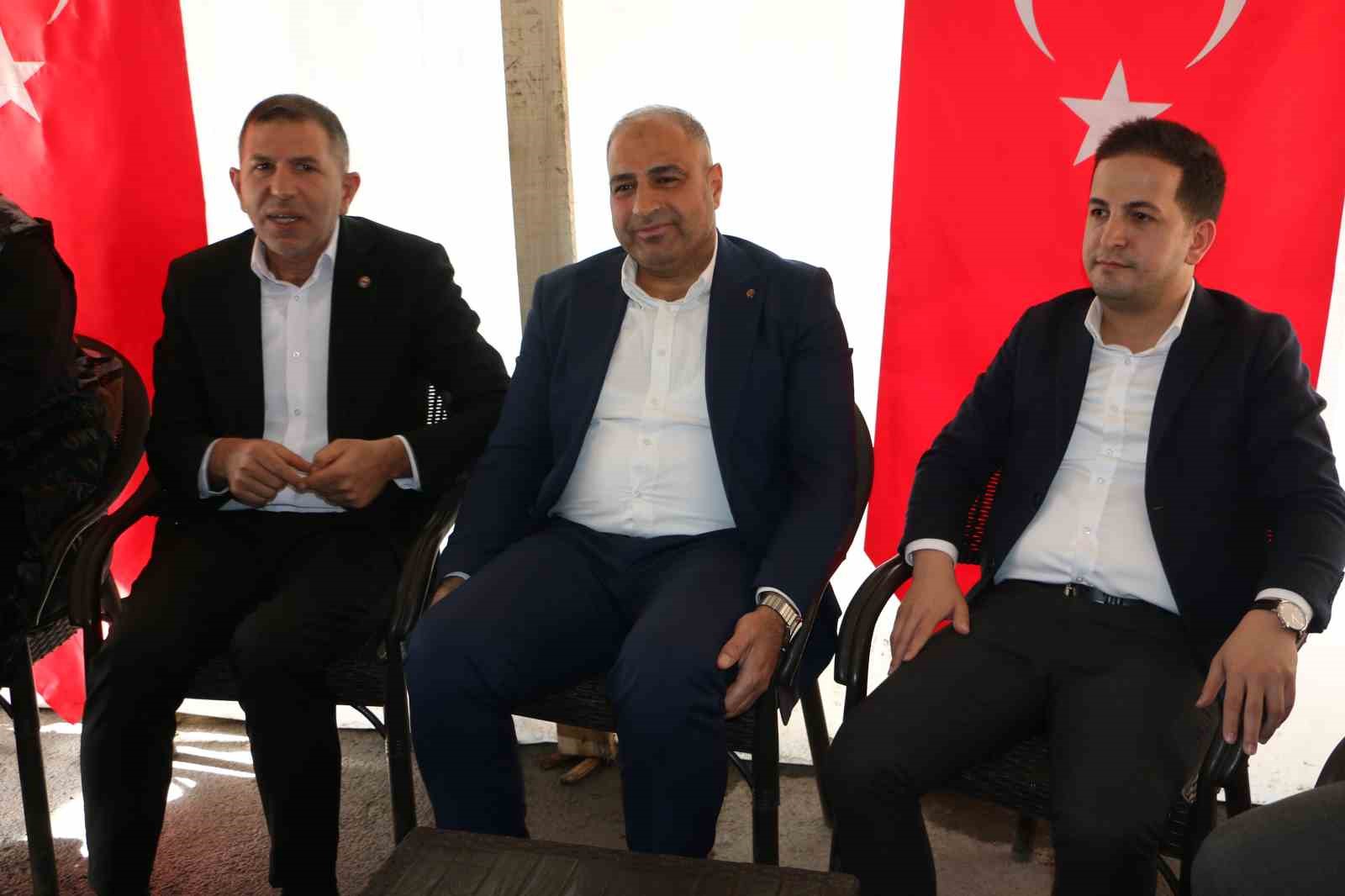 Hizmet-İş Sendikasından işten çıkarılan bin 33 işçi hakkında açıklama
